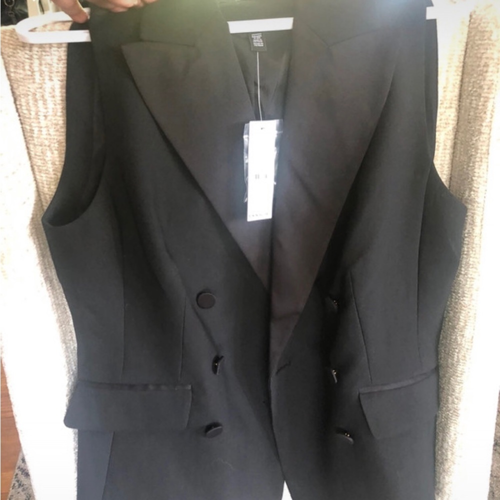 NWT. Final. White House Black Market Women's Tuxedo Vest and Pants.